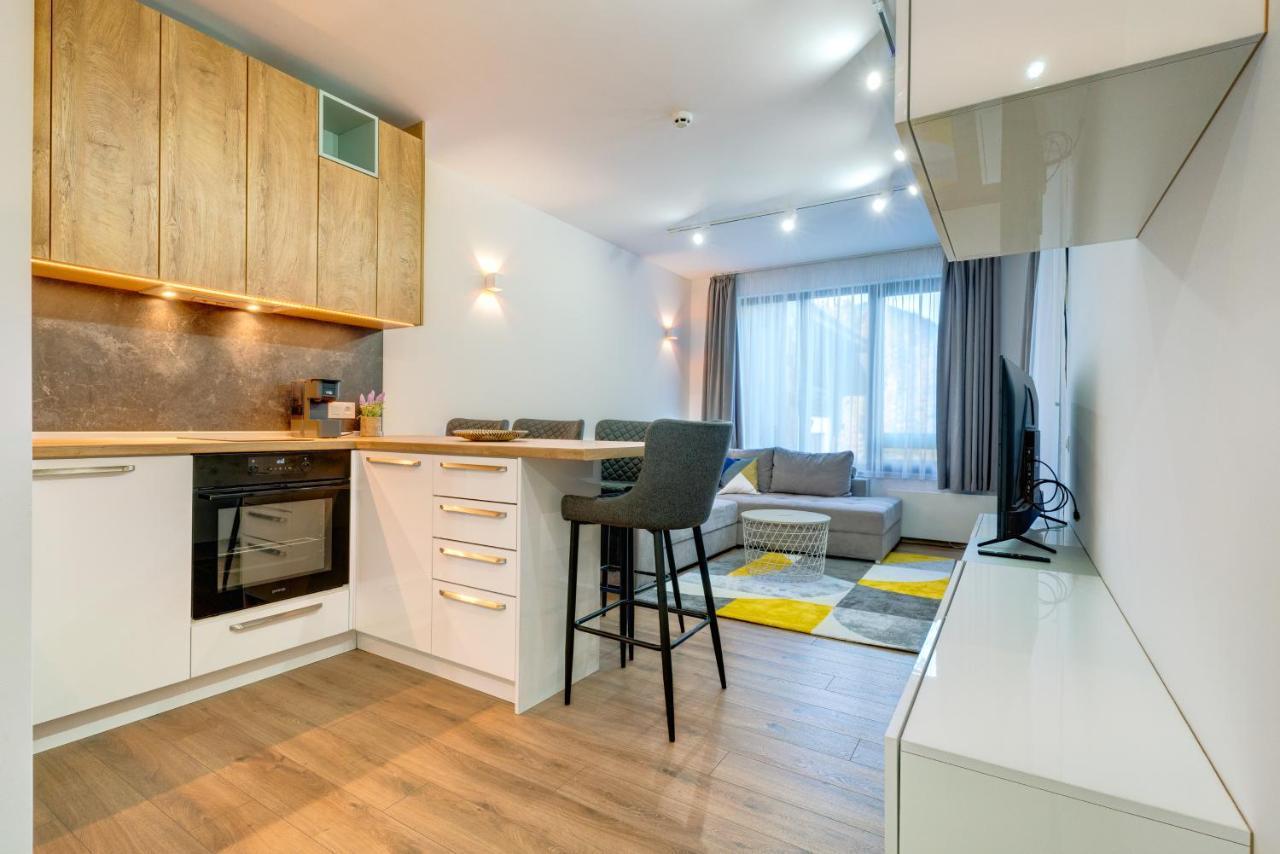 N.Joy Holiday Apartment 534 By Oak Residence Смолян Экстерьер фото